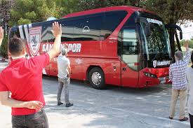 Samsunspor'un şampiyonluk yolunda kullanacağı yeni otobüs geldi. Samsunspor Un Altay Maci Kadrosu Belli Oldu