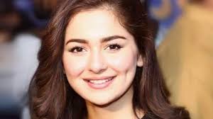 Hania Amir Biography, Movies, Dramas, Height, Age, Family, Net Worth