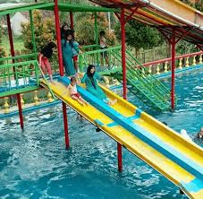 Tiket masuk ke ujung aspal di wanayasa, purwakarta adalah sebesar rp5.000 per orang, dengan tarif camping rp10.000 per hari. Wisata Cas Waterpark Cikole Di Pandeglang Banten Rute Harga Tiket Foto Dan Fasilitasnya Media Travelling