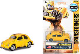 Concept art for the bumblebee movie cybertron sequence with autobots and decepticons. Dickie Toys 203111045 Transformers M6 Bumblebee Auto Modellauto Amazon De Spielzeug