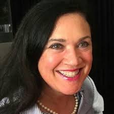 FlightLog: The Novel Adventures of a Stewardess Wannabe Who Becomes a  Flight Attendant: Humphrey, Susan: 9798985969177: Amazon.com: Books