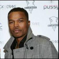 Felix Walker (@fowalker)