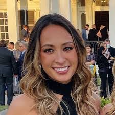 Kelsey New's Instagram, Twitter & Facebook