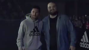 Maybe you would like to learn more about one of these? Fc Barcelona El Saludo Viral De Ibai Llanos A Messi Leo Se Pensaba Que Iba Borracho Marca Com