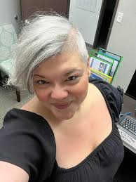 Hello dear friends. Where do you live and work?