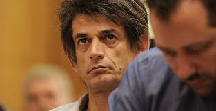 Όπως εξήγησε ο ευρωβουλευτής του συριζα αν ο κ. O Karanikas Apokalei Amorfwtoys Mhdenistes Syntrofoys Toy Ston Syriza Fimotro