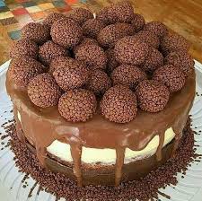 Pin By Thaiane Dias On Bolos Tumblr Food Yummy Cakes Crazy Cakes