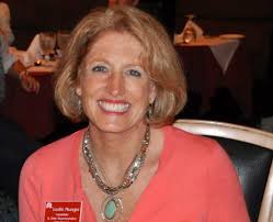 Munger hopes to mix her style with Topinka's legacy