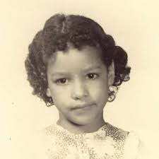 Aunt bet baham uncle Ronald Baham maudis baham that's my grand mother and  Calvin populis my dad