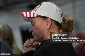 5,113 Lauren Post Stock Photos, High-Res Pictures, and Images