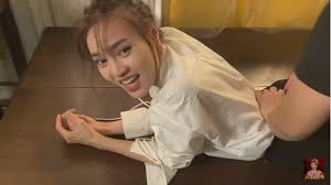 Ninh dương lan ngọc vừa chia sẻ một video hậu trường lên trang cá nhân, hầu hết bình luận cô nhận được xoay quanh vấn đề cân nặng. Tráº¥n Thanh Tá»' Ninh DÆ°Æ¡ng Lan Ngá»c Äƒn Tham Ä'áº¿n Rach Cáº£ Quáº§n