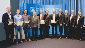Von altersvorsorge über girokonto bis versicherung: 3 Energiezukunftspreis Rosenheim 2019 Ezro Energiezukunft Rosenheim