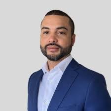 Barry Breaux's Instagram, Twitter & Facebook