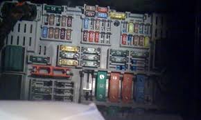 Rotate both thumbscrews 90 degrees to unlock and remove cover plate. 06 Bmw 325xi Fuse Box Diagram Wiring Diagram Book Agency Link Agency Link Prolocoisoletremiti It
