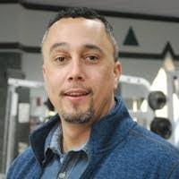 Lee Locke's Instagram, Twitter & Facebook