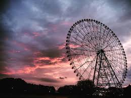 takayoshi ishidaさんはinstagramを利用しています 下から太陽に照らされて不気味な色に染まってる夕焼け雲 こんなときに限って周りに誰もいないし １人で見てるとちょっと 怖い 笑 ferris wheel fair grounds grounds