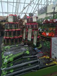 Matlock Garden Centre Blue Diamond Garden Centre Lifestyle Layout Landscape Visual Merchandising Www Cl Garden Center Blue Diamond Things To Sell