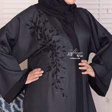 repost abaya 666 عرض العودة الى المدارس عبايات بأجود أنواع الأقمشة عبايات بسعر 480 فقط شامل abaya fashion abayas fashion abaya fashion dubai