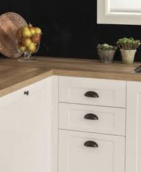 This Is One Of The Many Kaboodle Kitchen Ranges You Can Nice Handles Clean Simple Cupboard Lines C In 2020 Kitchen Cupboard Handles Cupboard Handles Kitchen Cupboards
