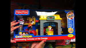 When they're ready to roll, kids can send each wheelies vehicle zooming down the spiral ramp to head out on their next. Overview Of Fisher Price Little People Discovering Vehicles At The Garage Toy Youtube