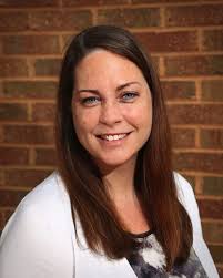 Erin Moser's Instagram, Twitter & Facebook