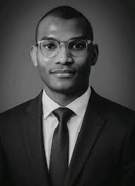 WHAT IS THE DIFFERENCE BETWEEN HOLINESS AND RIGHTEOUSNESS.