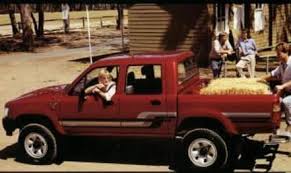 The model range is available in the following body types starting from the engine/transmission specs shown below. Toyota Hilux 1993 Price Specs Carsguide