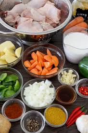 Pinoy chicken curry or filipino style chicken curry is the filipino version of this delicious chicken dish. Filipino Style Chicken Curry With Coconut Milk Foxy Folksy