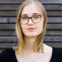 Kim Warnke's Instagram, Twitter & Facebook