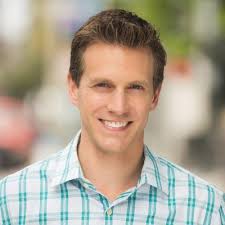 Lucila Garcia (@LucilaAGarcia)