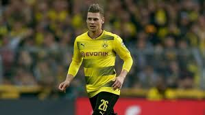 Lukasz piszczek was a model of consistency at bvb for eleven years. Borussia Dortmund Right Back Lukasz Piszczek Confirms He Will Retire At End Of Current Contract 90min