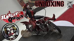 Your harley davidson motorcycle was built with passion precision and expertise and the worlds best components and finishes. Unboxing Gotham City Garage Harley Quinn Dc Statue Youtube