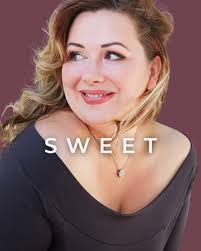 Simple. Versatile. A marvelous mix and match! Check out our friend Melissa  Halpin of Memora Design beautifully modeling our mock turtleneck and  leggings, paired with a couple fab pieces from her own