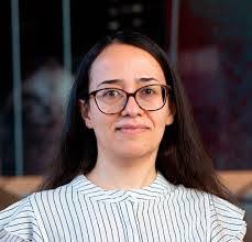 Courtney Munro's Instagram, Twitter & Facebook