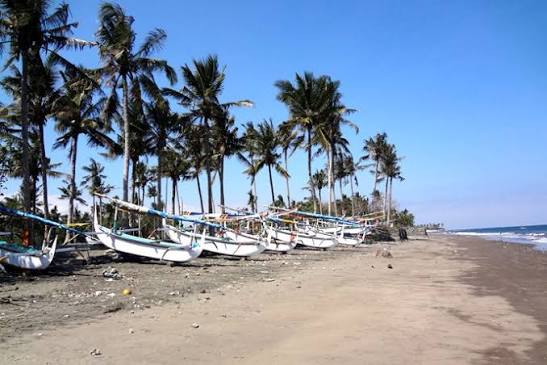 Perancak Beach
