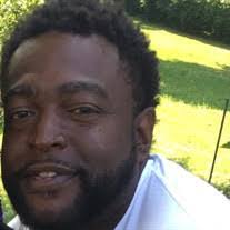 Sandra Deans's Instagram, Twitter & Facebook