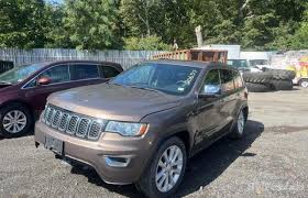 Image result for Walnut Brown 2017 Grand Cherokee