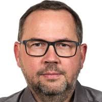 80+ Profile mit dem Suchbegriff „Kratzer“