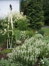 Spencertown Academy S Hidden Gardens Tour White Gardens Garden Tours Moon Garden