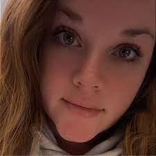 What are some chicken safe methods to keep bugs off my garden?