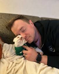 Beth Chan's Instagram, Twitter & Facebook