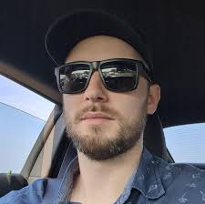 Is there an order to consume fuel from dual tanks?