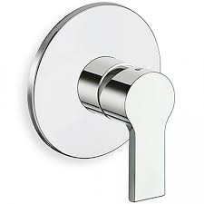 Delta h2okinetic hand showers look different because they are different. Cristina Contemporary Lines Delta Wall Mounted Shower Mixer Tattahome