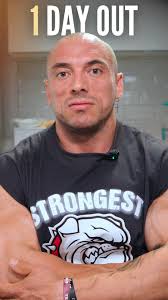 Día de guerra (espalda)… 3 DAYS OUT @russa.trainner @npccordoba  @npcworldwideargentina @npcworldwideofficial