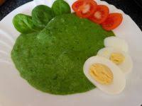 Bloem vegeta of groentebouillon zwarte peper 4 eieren. Spenatovy Privarok