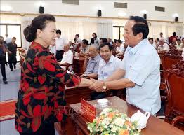 Là thạc sĩ kinh tế chuyên ngành tài chính tín dụng. Chá»§ Tá»‹ch Quá»'c Há»™i Nguyá»…n Thá»‹ Kim Ngan Tiáº¿p Xuc Cá»­ Tri La Can Bá»™ HÆ°u Tri Thanh Phá»' Cáº§n ThÆ¡ áº£nh Thá»i Sá»± Trong NÆ°á»›c Ná»™i Chinh Ngoáº¡i