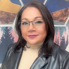 Official plaque in hand and WOWEE WOW! 2023 was professionally quite the  eventful year