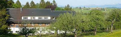 Retkeilymaja haus zeitlos kaupungissa lubbenau, varaa majoituksesi hotellista retkeilymaja haus zeitlos ja kaupungista lubbenau, parhaaseen hintaan ja mahdollisimman turvallisesti. Haus Zeitlos Haus Zeitlos