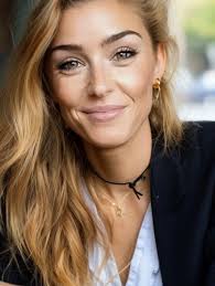 ✨ I'm learning to move through the day with less pressure and more  intention. Confidence doesn't always look loud. Sometimes it looks like  stillness. Slow is a strategy I'm finally respecting. This