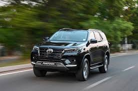 Olx south africa offers online, local & free classified ads for new & second hand cars & bakkies. 14 Years Of Dominance These Are The Suvs Toyota S Fortuner Continuously Trumps In Sa Wheels